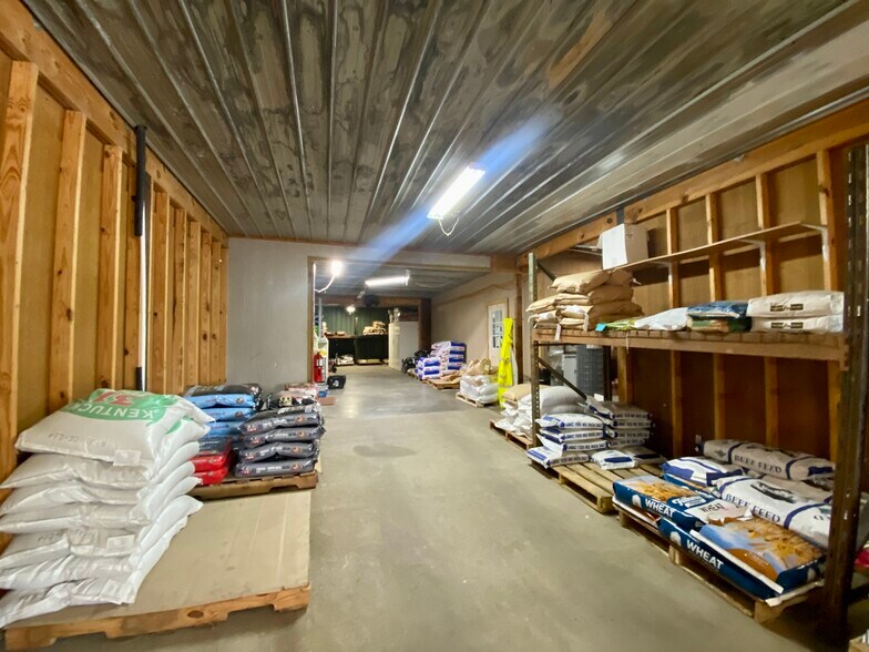 More Photos Of 52558 AL Highway 77, Talladega Convenience Store For Sale