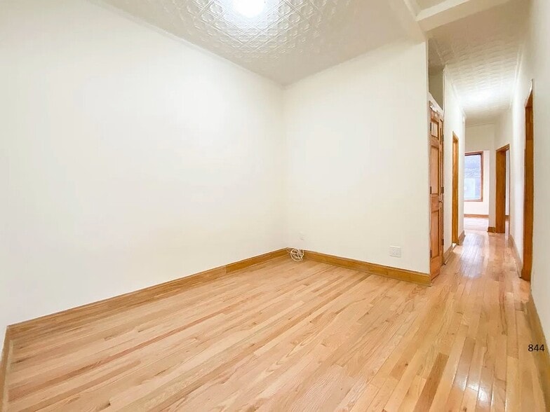 More Photos Of , Brooklyn General Retail For Sale