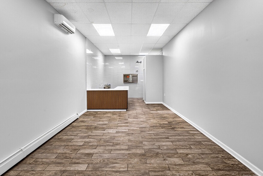 More Photos Of 3245 Sunrise Hwy, Wantagh General Retail For Lease