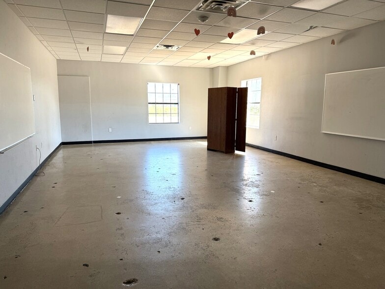 More Photos Of 8200 Schrade Rd, Rowlett Religious Facility For Sale