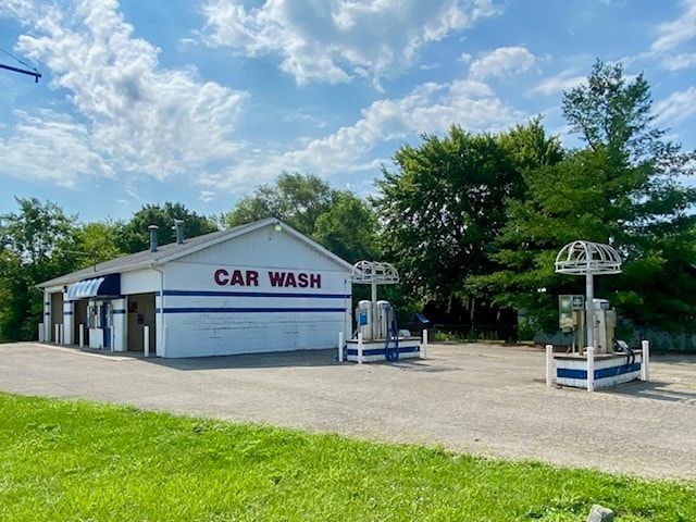 More Photos Of 415 Jackson st, Parker City Carwash For Sale