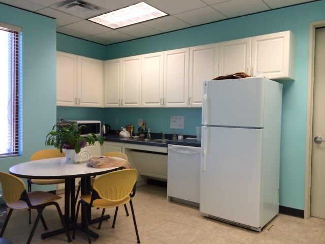 More Photos Of 12112 Bellaire Blvd, Houston Medical For Lease