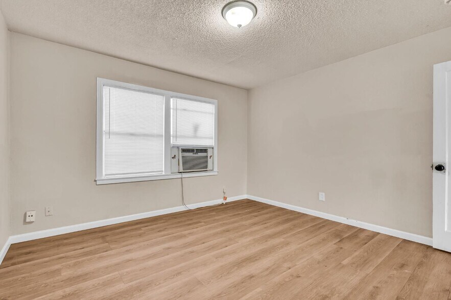 More Photos Of 1146 N Monroe St, Stockton Apartments For Sale