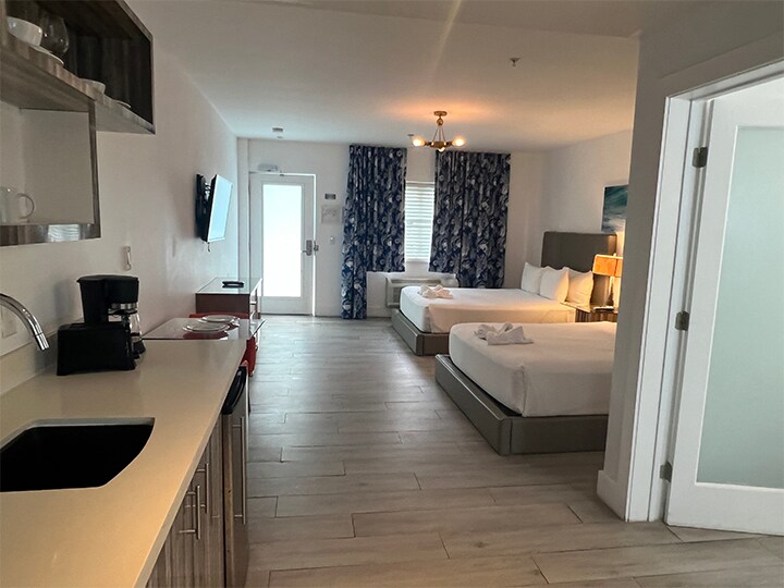 More Photos Of 7710 Harding Ave, Miami Beach Apartments For Sale