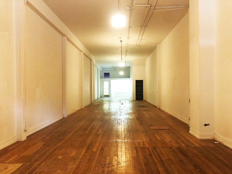 More Photos Of 2215 Market St, San Francisco Apartments For Lease
