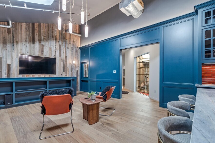 More Photos Of 1229 Grove St, Healdsburg Warehouse For Sale