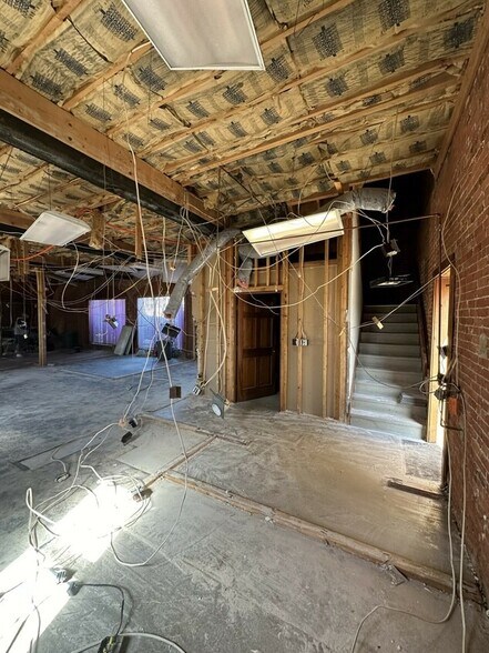 More Photos Of 60 Court St, Taunton Multifamily For Sale