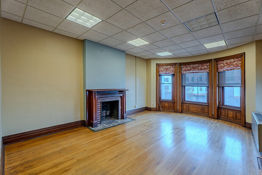 More Photos Of , Buffalo Office For Sale