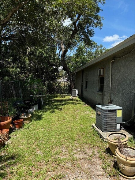 More Photos Of , Sarasota Multifamily For Sale