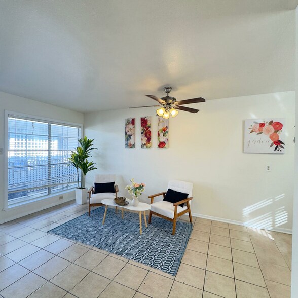 More Photos Of 4742 Yale St, Houston Apartments For Sale