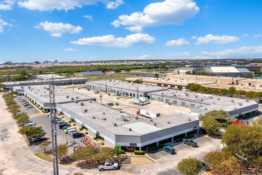 More Photos Of 12005-12095 Starcrest Dr, San Antonio Unknown For Lease