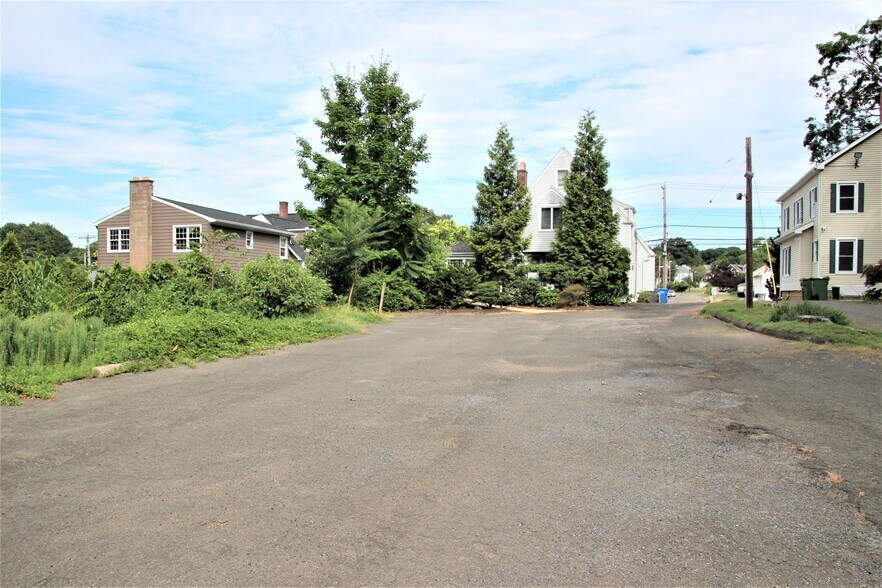 More Photos Of 2655 Dixwell Ave, Hamden Office Residential For Sale