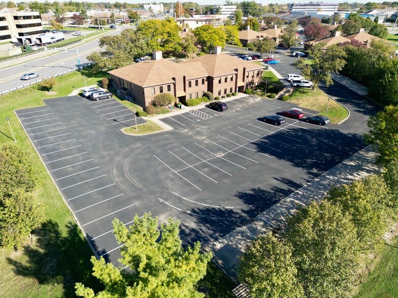 More Photos Of 4753-4759 Cornell Rd, Blue Ash Medical For Sale