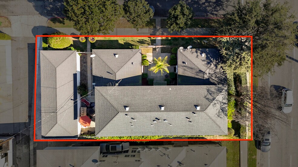 More Photos Of 5202 Knowlton St, Los Angeles Apartments For Sale