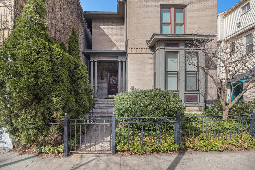 More Photos Of 318 S Thayer St, Ann Arbor Flex For Sale