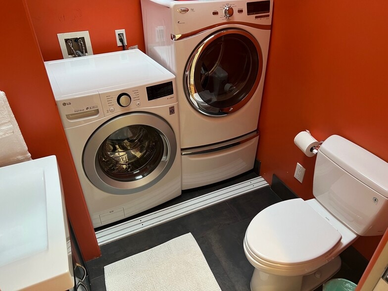 More Photos Of 622 Santa Cruz Ave, Menlo Park Storefront Retail Office For Lease