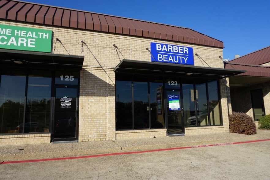 More Photos Of 115-119 W Wheatland Rd, Duncanville Unknown For Lease
