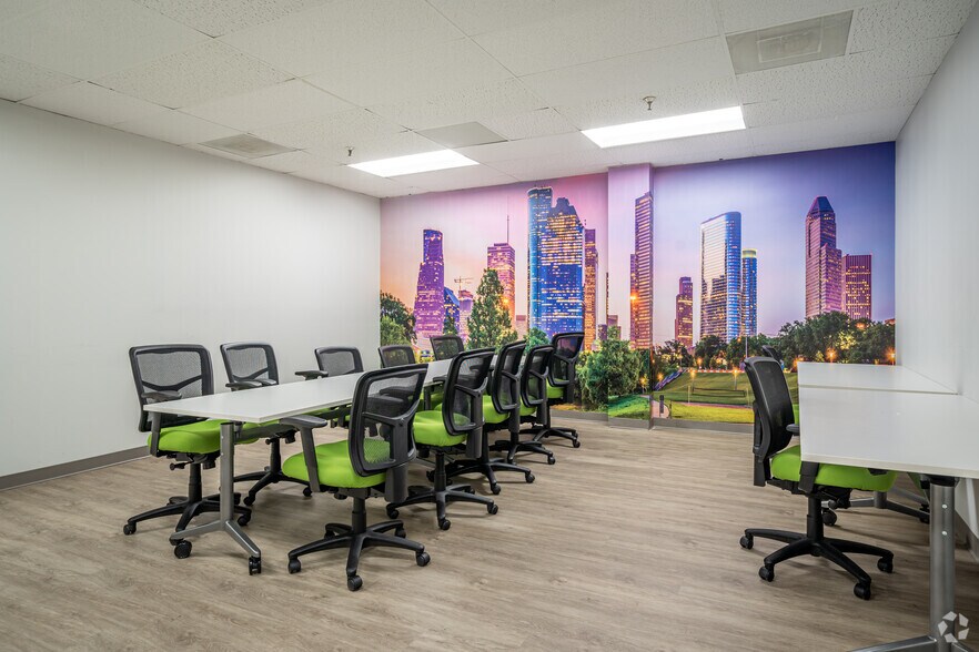 More Photos Of 12605 East Fwy, Houston Office For Lease