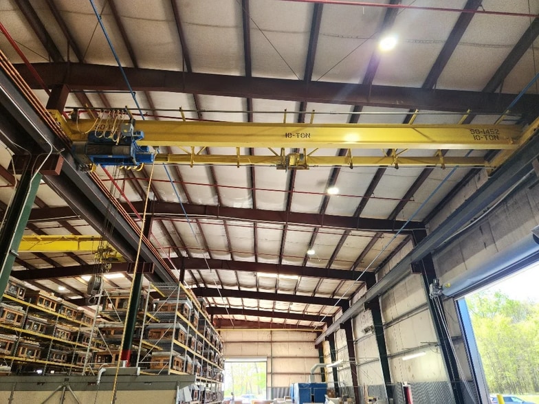 More Photos Of 10700 John Price Rd, Charlotte Warehouse For Lease