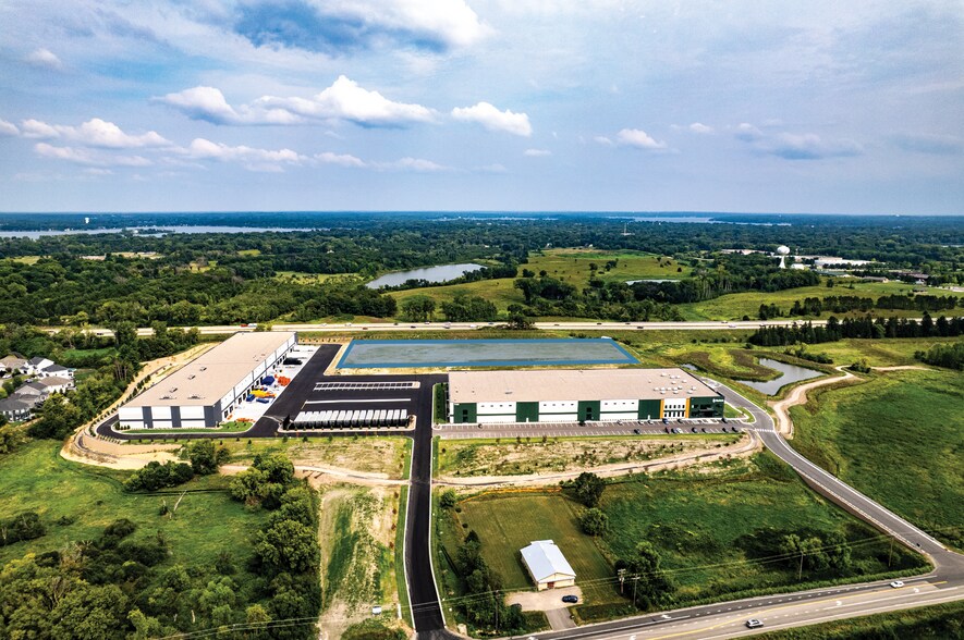 More Photos Of 5124 Centerville Rd, White Bear Lake Warehouse For Lease