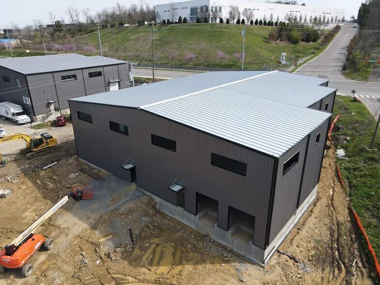 More Photos Of 400 Haynie Ave, Nashville Warehouse For Lease