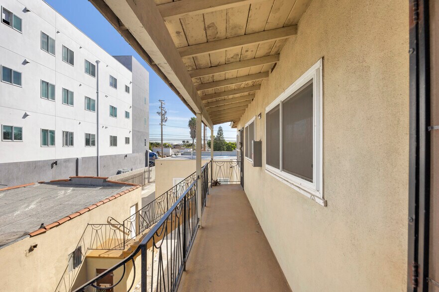 More Photos Of 10613 S Inglewood Ave, Inglewood Apartments For Sale