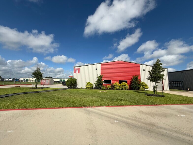 More Photos Of 21631 Rhodes Rd, Spring Unknown For Lease