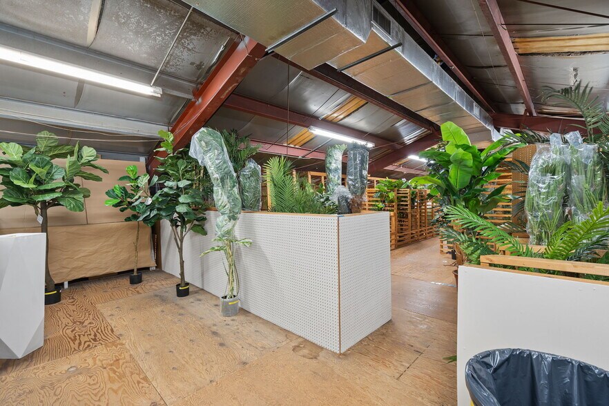 More Photos Of , Orlando Industrial For Sale
