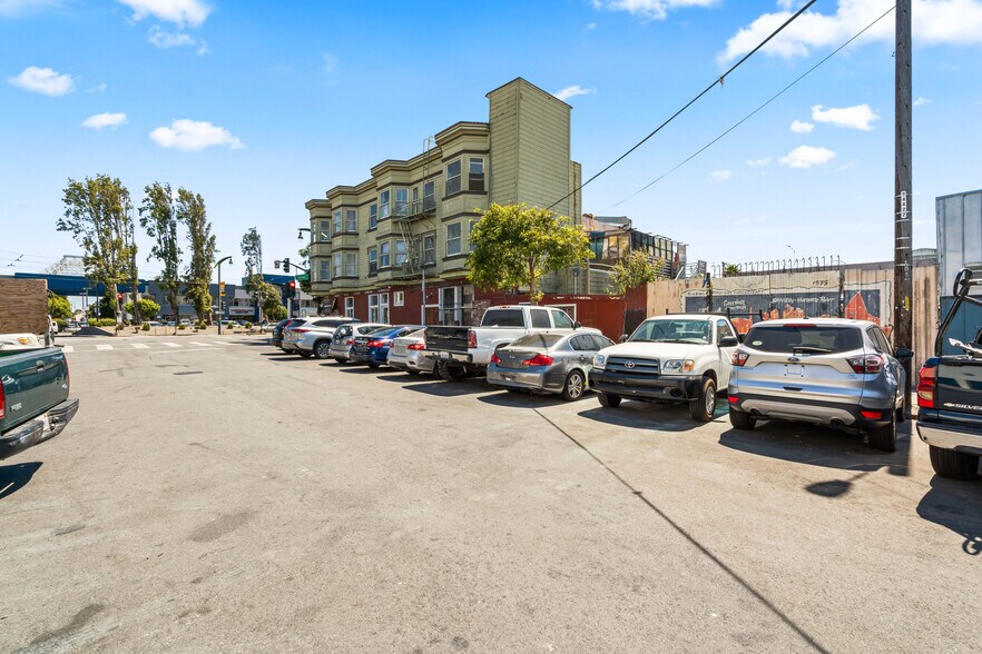 More Photos Of 1575 Fairfax Ave, San Francisco Land For Sale