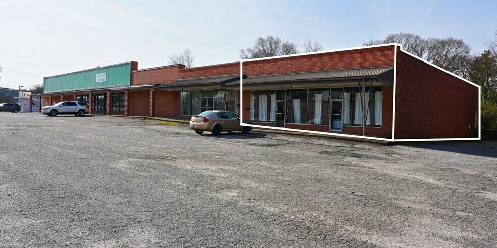 More Photos Of 1208 Union St, Spartanburg Storefront For Lease