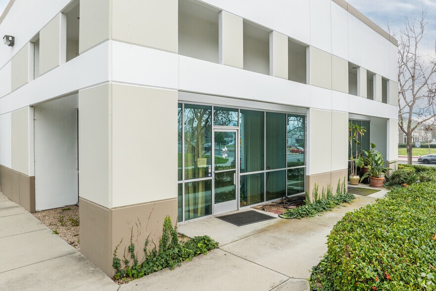 More Photos Of 30012 Aventura, Rancho Santa Margarita Warehouse For Sale