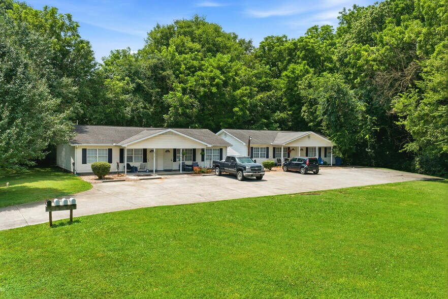 Primary Photo Of 2312 Boyds Creek Hwy, Sevierville Apartments For Sale