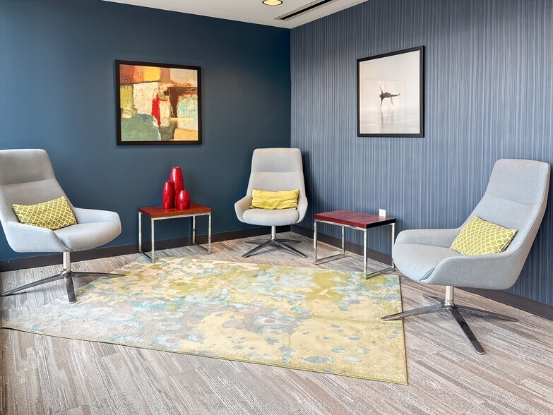 More Photos Of 4250 N Fairfax Dr, Arlington Coworking Space