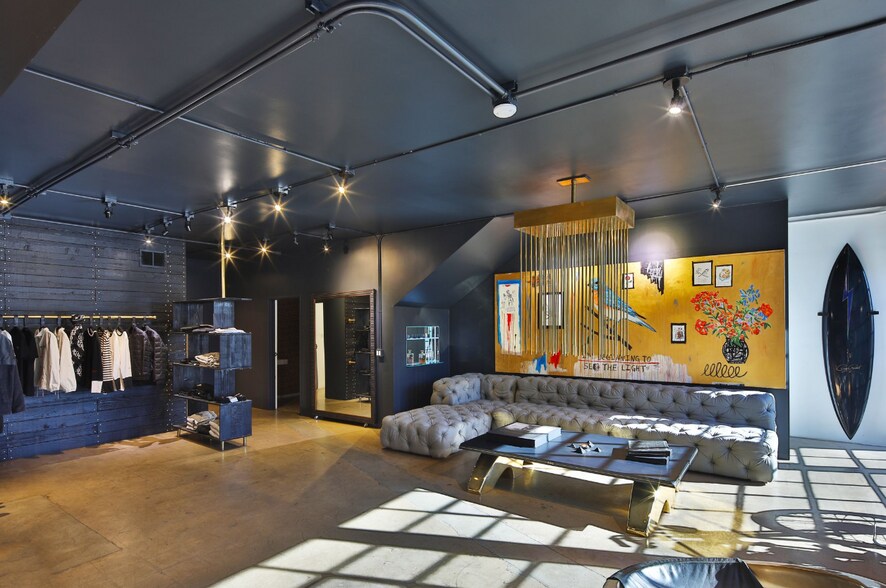 More Photos Of 2217-2219 Main St, Santa Monica Loft Creative Space For Lease