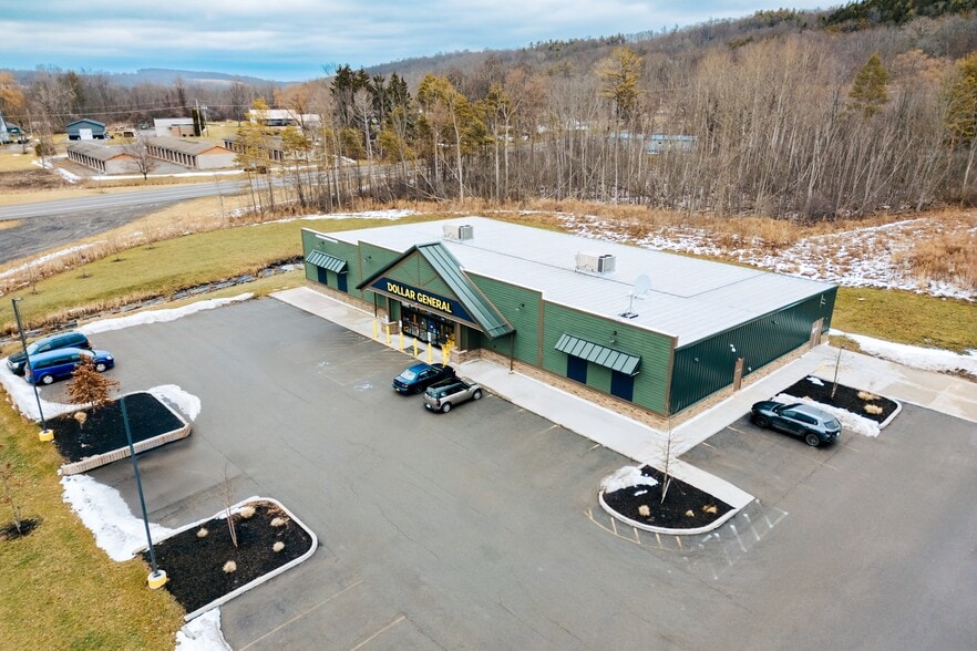 More Photos Of 4797 Main St, Hemlock Freestanding For Sale