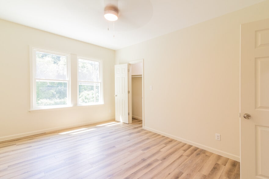 More Photos Of 506 E Marion St, Shelby Apartments For Sale