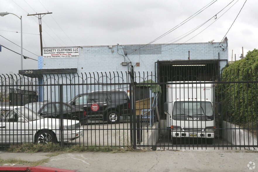 More Photos Of 2120 Long Beach Ave, Los Angeles Warehouse For Sale