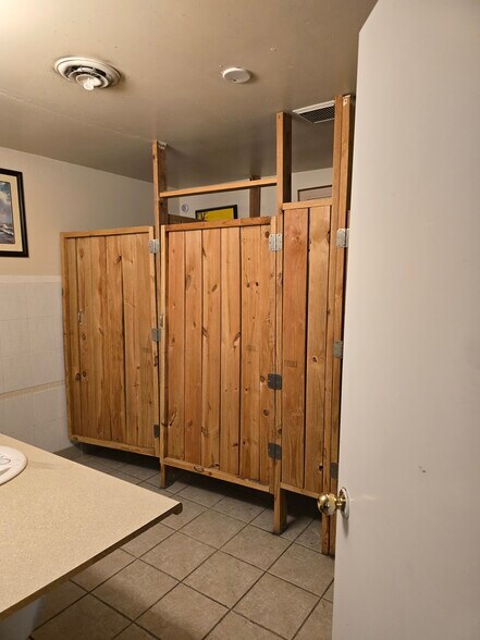 More Photos Of 1600 North Ave, Grand Junction Apartments For Lease