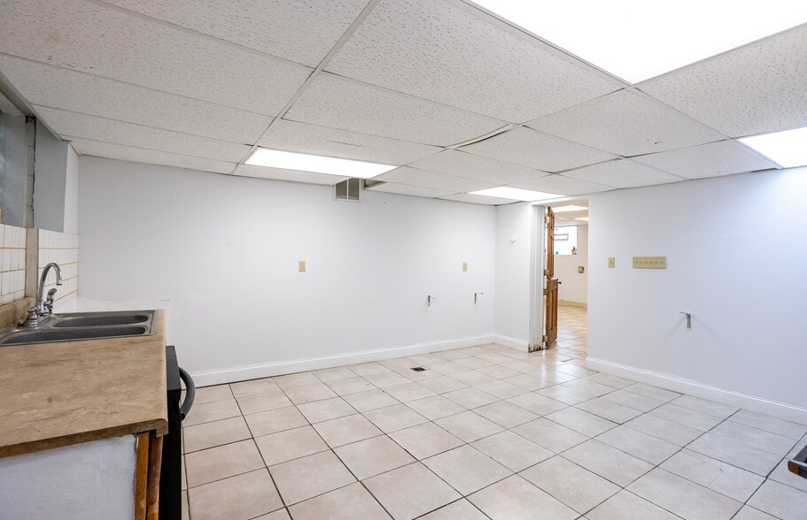 More Photos Of 3429 Prospect St, Indianapolis Religious Facility For Sale