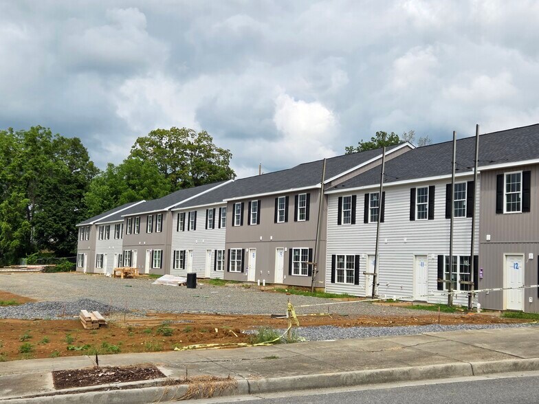 More Photos Of 409 - 431 Washington Ave, Pulaski Apartments For Sale