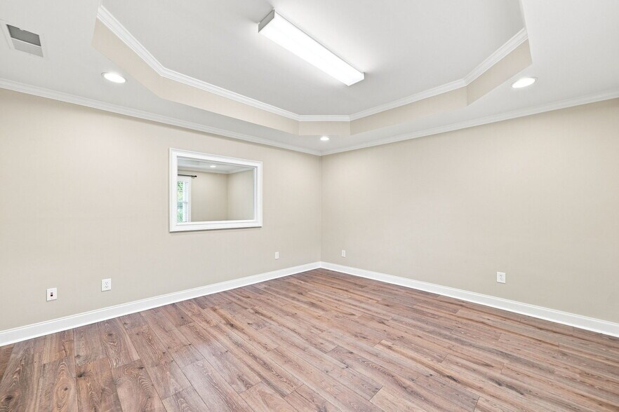 More Photos Of 965 Piedmont Rd NE, Marietta Office For Lease