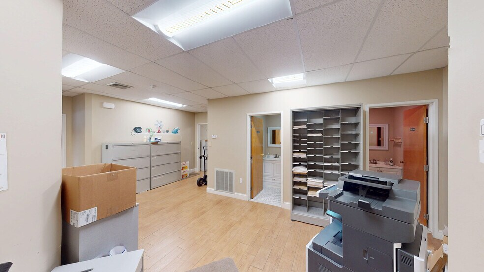 More Photos Of 536 Broad St, Weymouth Medical For Sale