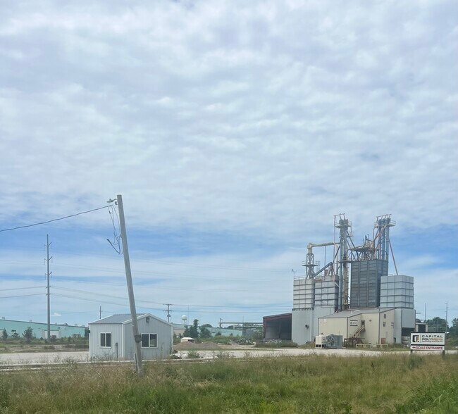 More Photos Of 2003 Hwy Kk, Lamar Land For Sale