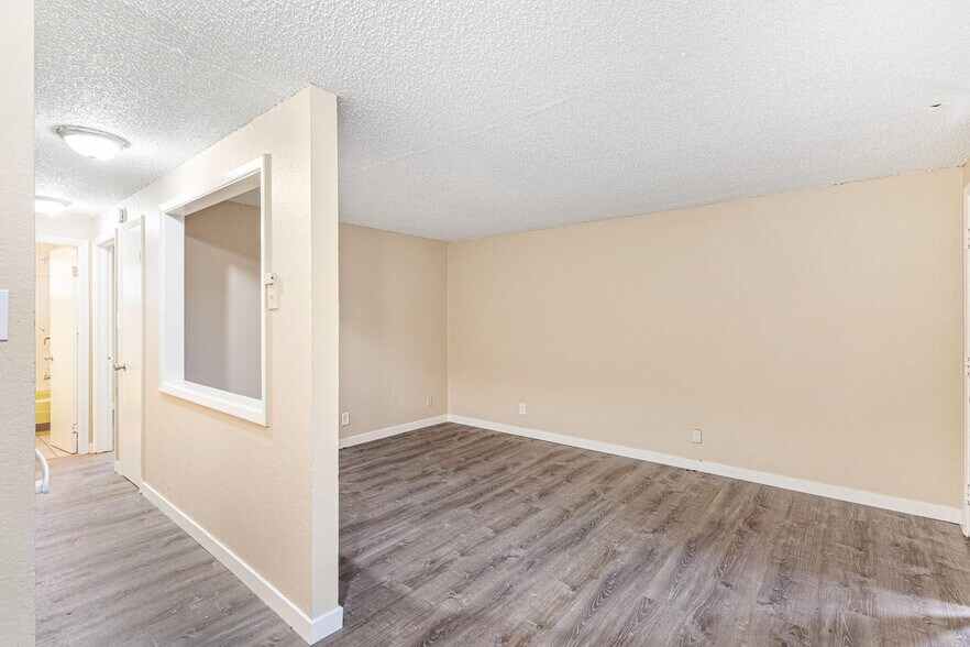 More Photos Of 7251 Samuel Dr, Denver Apartments For Sale