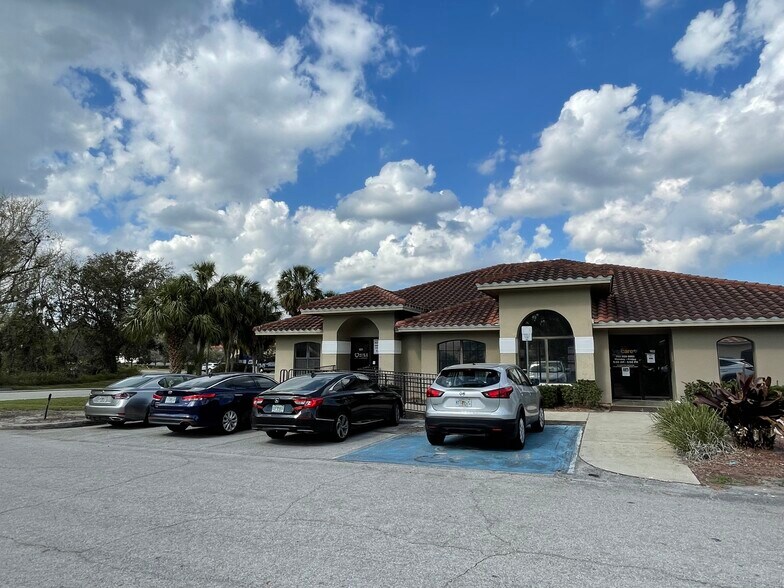 More Photos Of 601 E Dixie Ave, Leesburg Medical For Lease