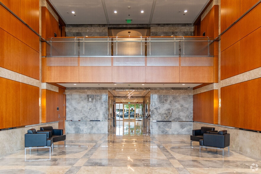 More Photos Of 6840 Carothers Pky, Franklin Office For Lease