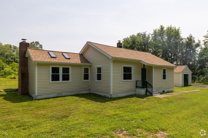 More Photos Of 1205 Loflin Rd, Aberdeen Industrial For Sale