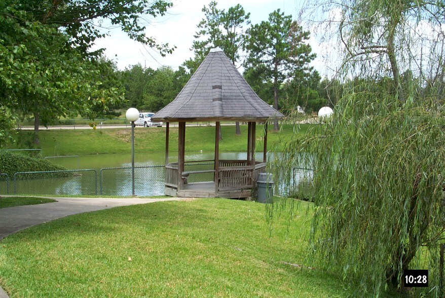 More Photos Of 14011 Park Dr, Tomball Unknown For Lease