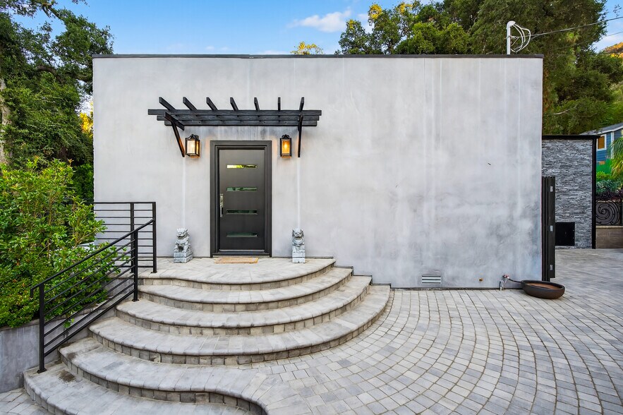 More Photos Of , Tujunga Multifamily For Sale