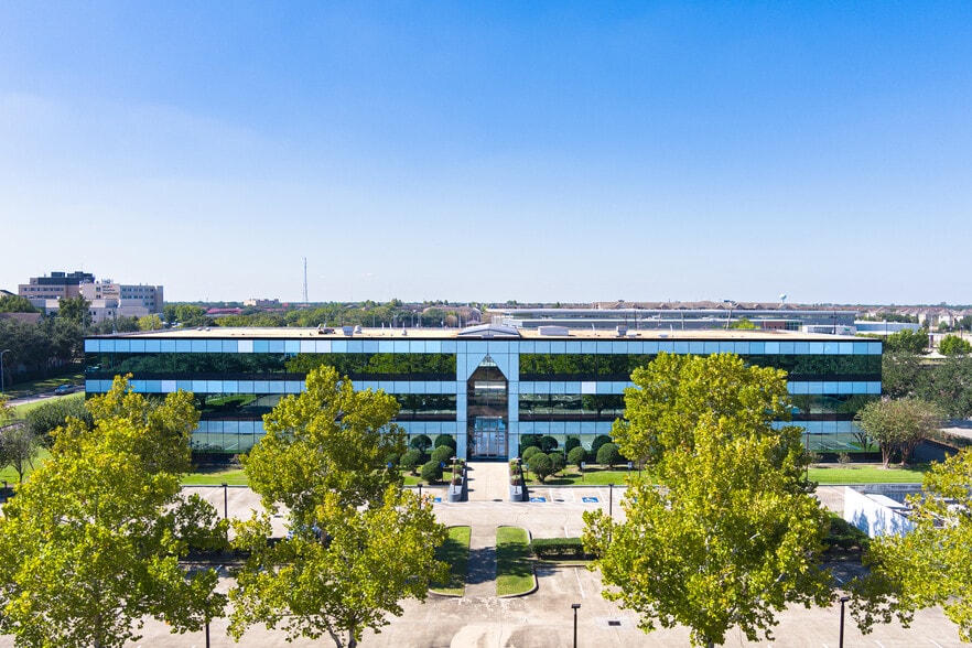 More Photos Of 12000 Richmond Ave, Houston Medical For Lease